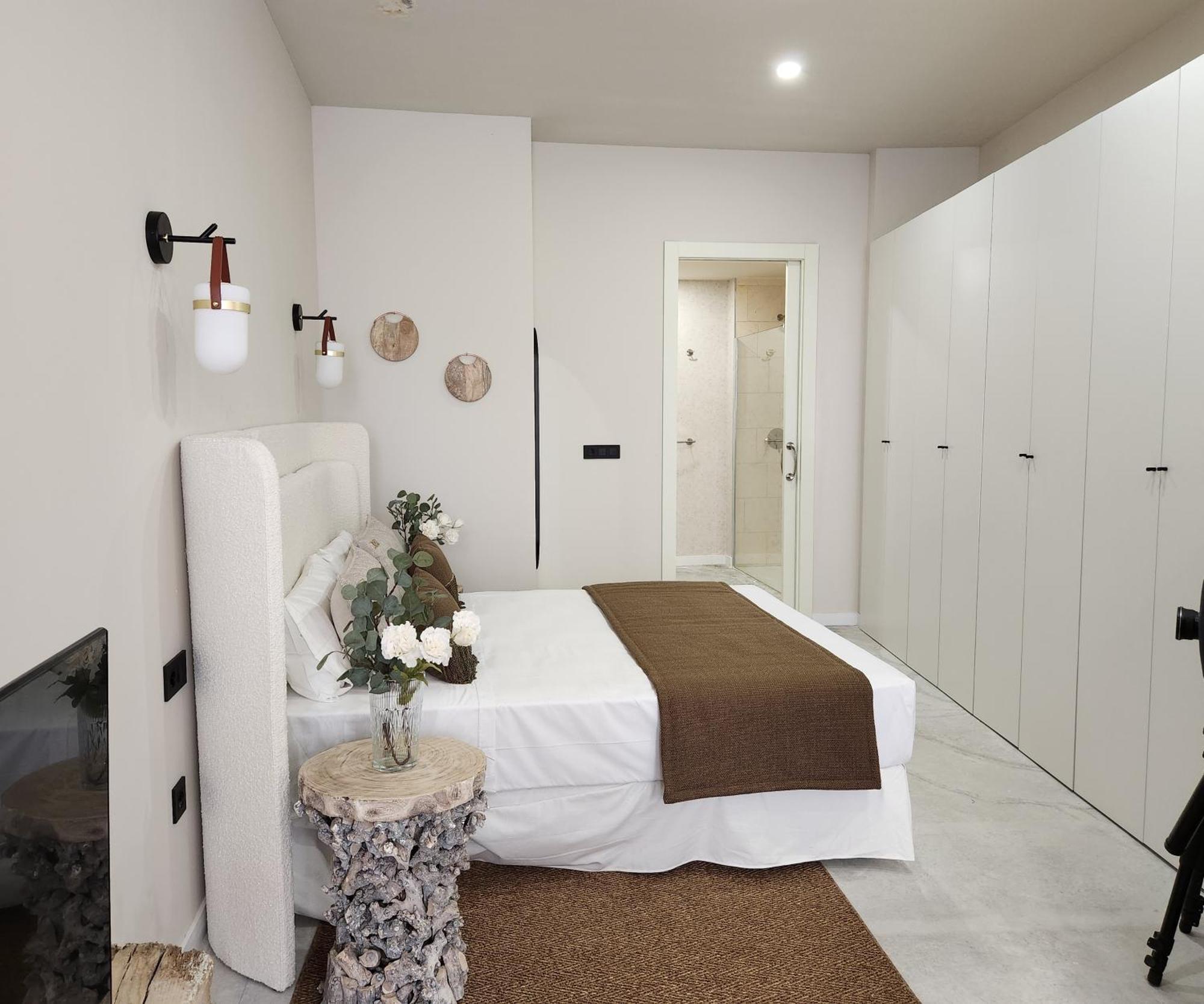 Studio Huerta Valencia Mid-Term ภายนอก รูปภาพ
