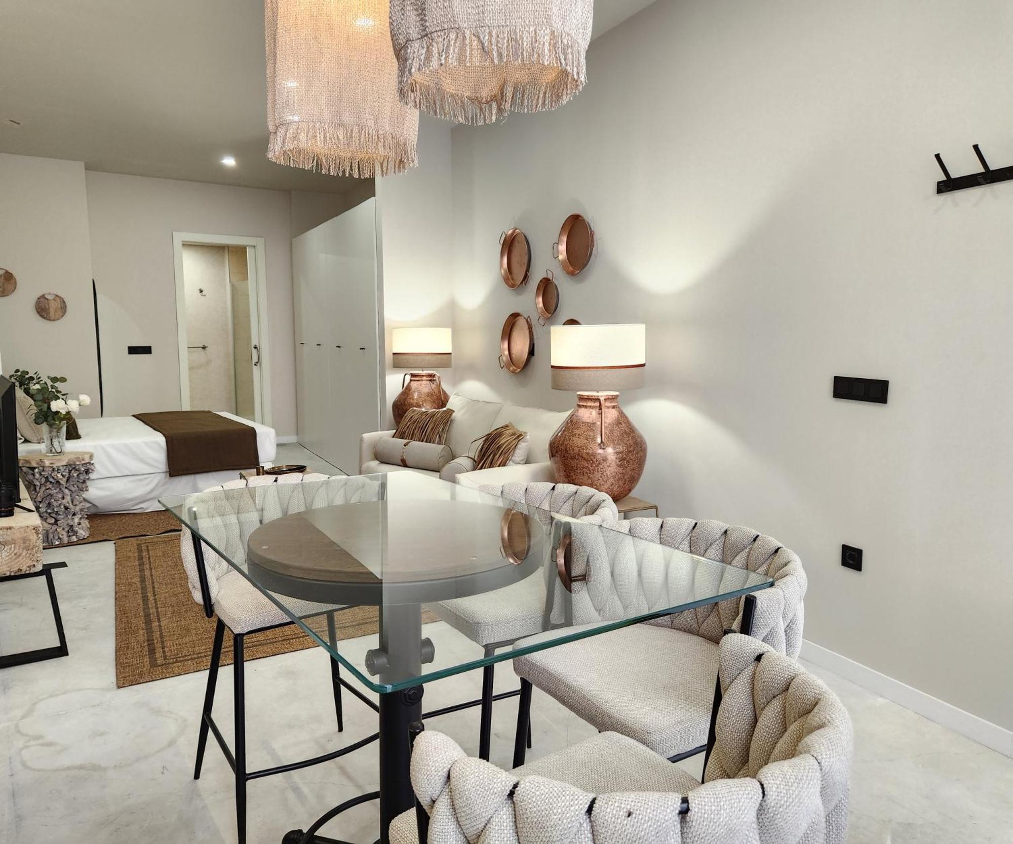 Studio Huerta Valencia Mid-Term ภายนอก รูปภาพ