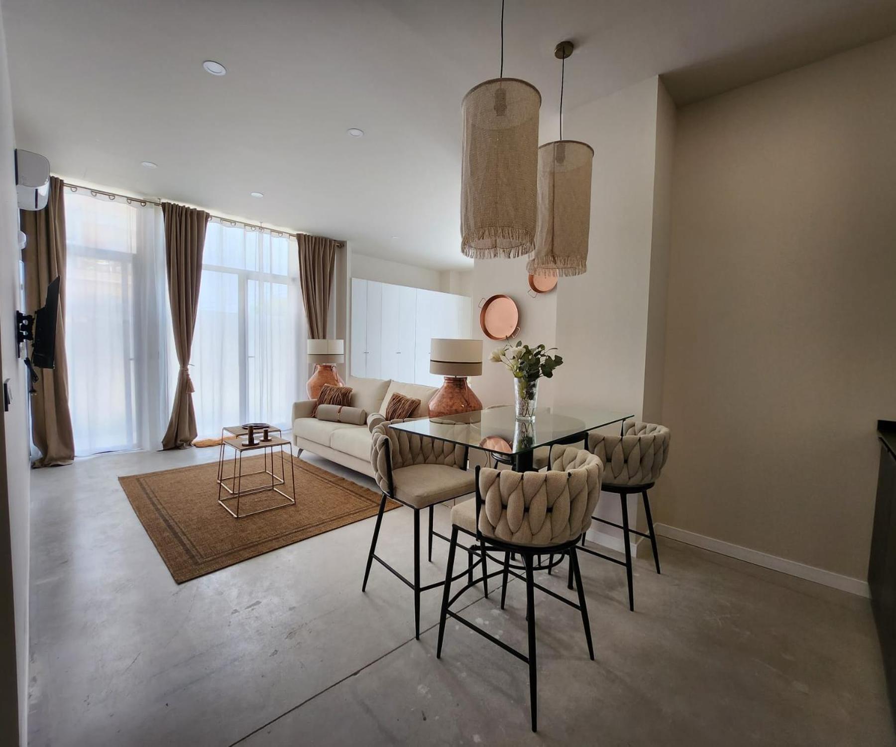 Studio Huerta Valencia Mid-Term ภายนอก รูปภาพ